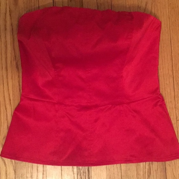The Limited Strapless Red Satin Corset/Bustier style peplum top
Size medium - Picture 1 of 6
